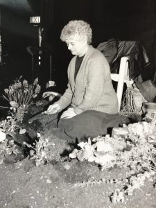 Community participants in 'EARTH' (1988)